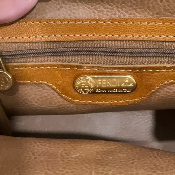 ❌Sold❌Vintage Fendi Brown Woven Leather Small Crossbody Bag - Picture 13 of 16